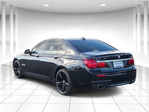 Used 2015 BMW 750i RWD image 3