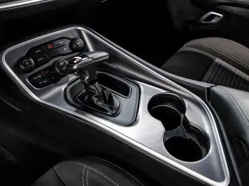 Used 2020 Dodge Challenger SXT image 28