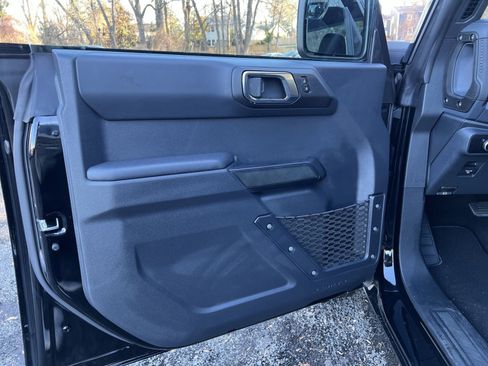 New 2025 Ford Bronco 4-Door image 14