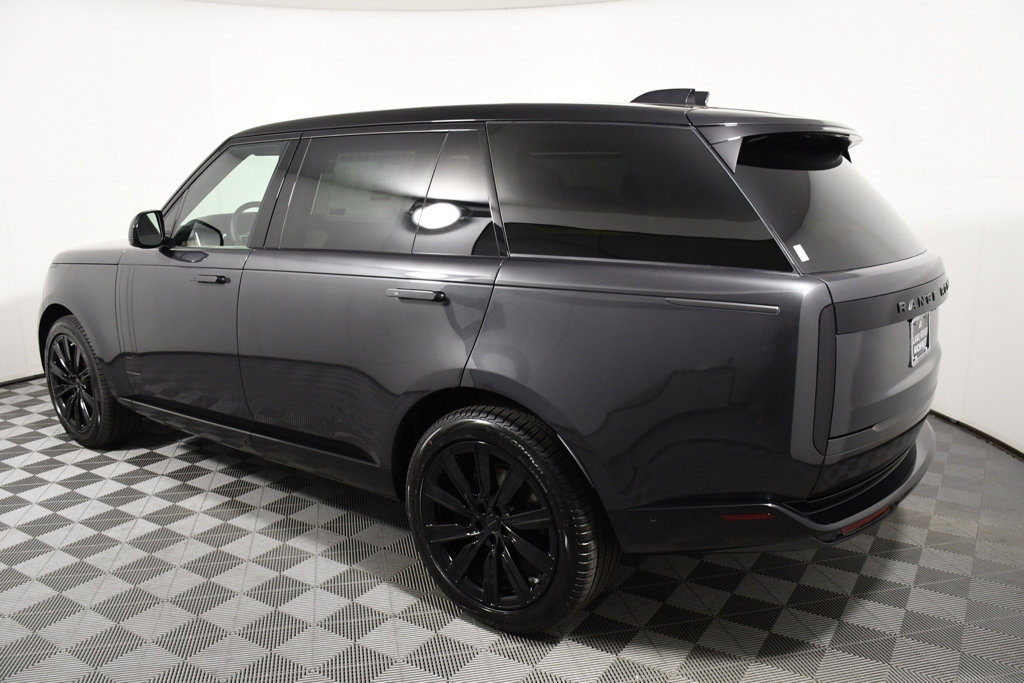 New 2026 Land Rover Range Rover Long Wheelbase SE AWD/4WD image 3
