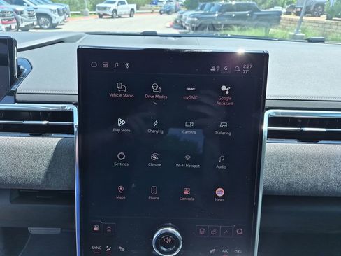 New 2026 GMC Sierra EV Elevation w/ LPO, Elevation Dark Package AWD/4WD image 26