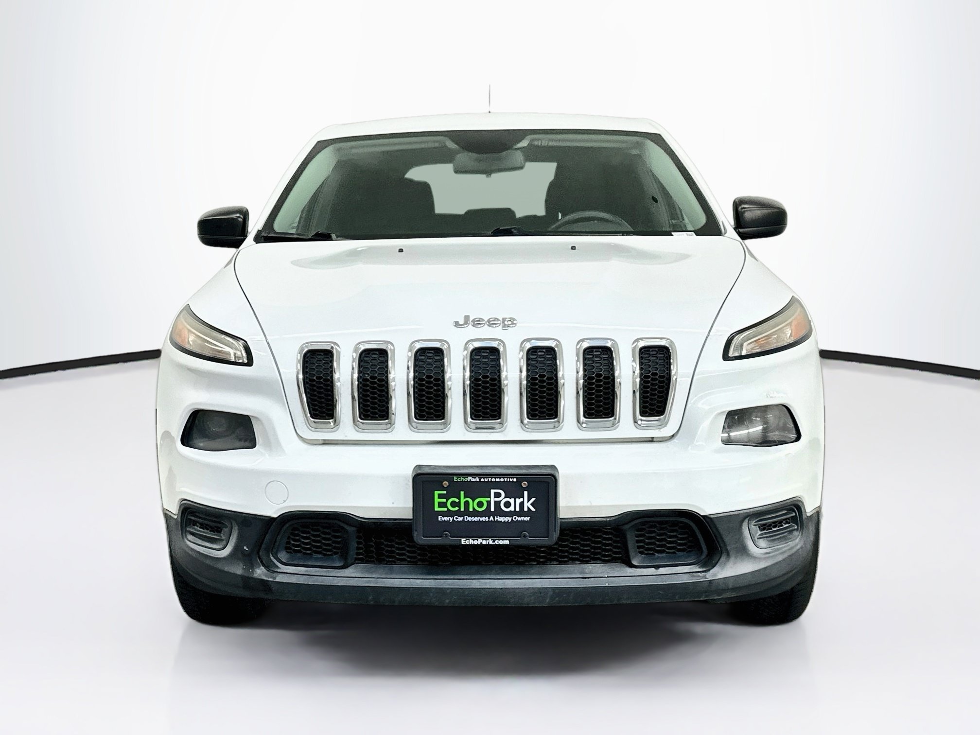 Used 2014 Jeep Cherokee Sport AWD/4WD image 2