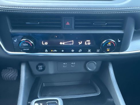 New 2026 Nissan Rogue SV w/ Cold Weather Package AWD/4WD image 35