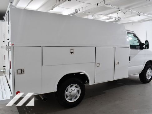 New 2026 Ford E-350 and Econoline 350 Super Duty w/ Power Equipment Group image 11