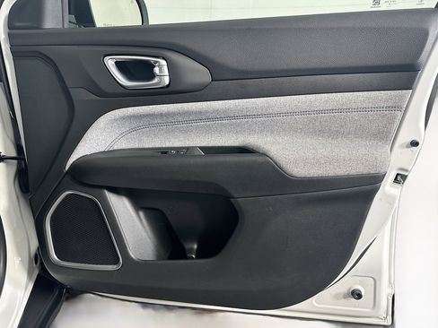 Used 2022 Jeep Compass Latitude w/ Convenience Group image 34