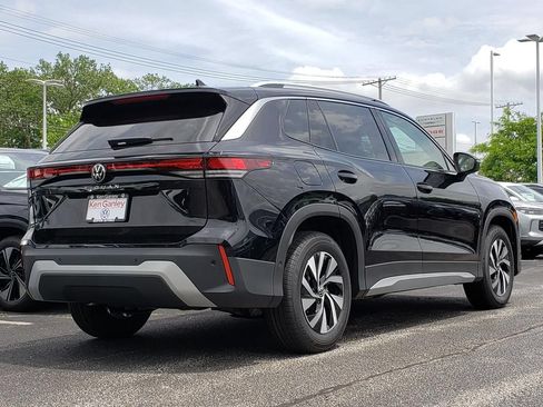 New 2026 Volkswagen Tiguan S FWD image 3