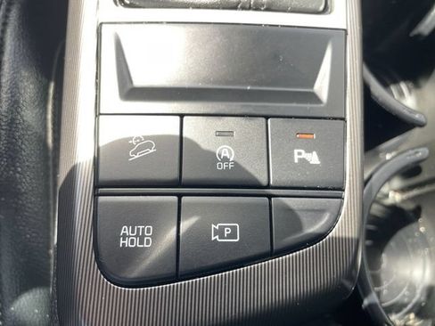 Used 2026 Kia Sportage EX w/ EX Panorama Roof Package FWD image 17