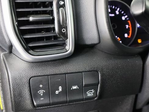 Used 2020 Kia Sportage EX image 23