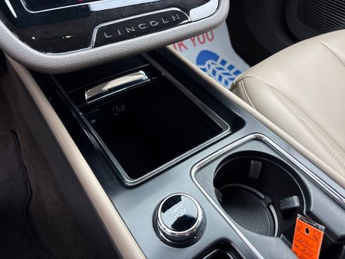 Certified 2022 Lincoln Corsair FWD image 23