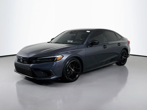 Used 2024 Honda Civic Sport image 4