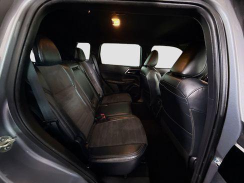 Used 2023 Mitsubishi Outlander SE image 27