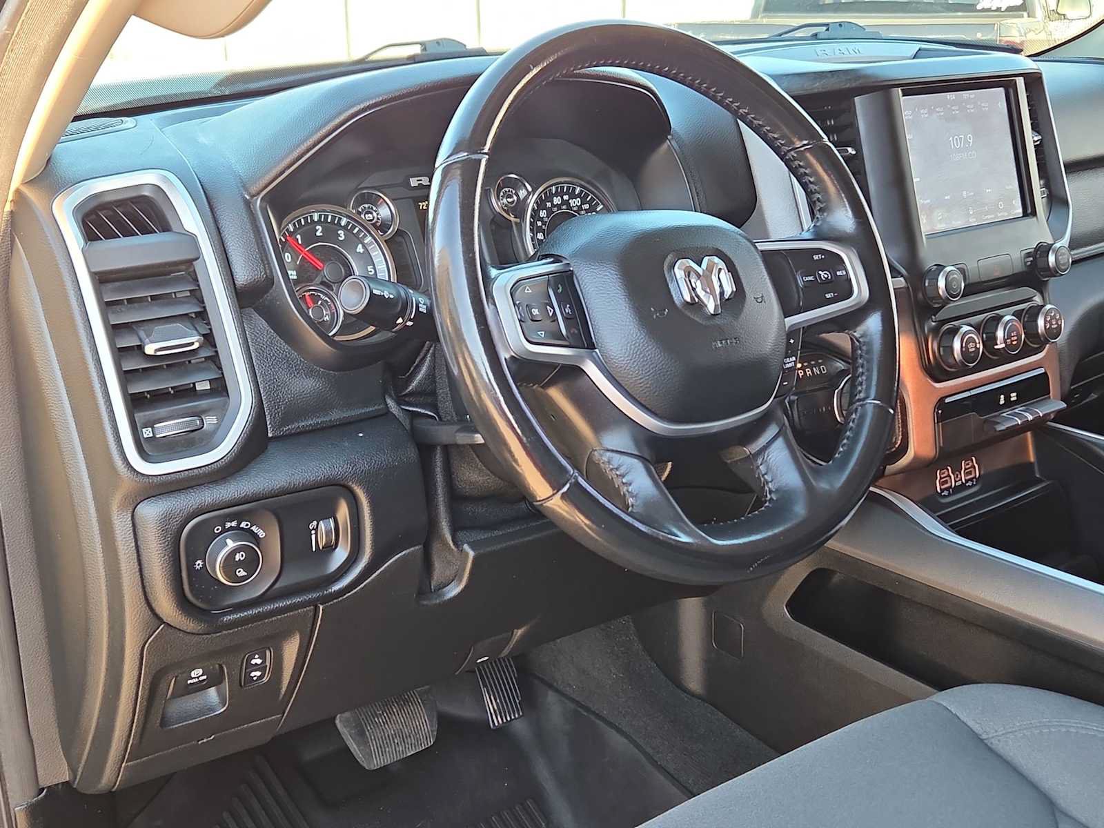 Used 2020 RAM 1500 Lone Star RWD image 10