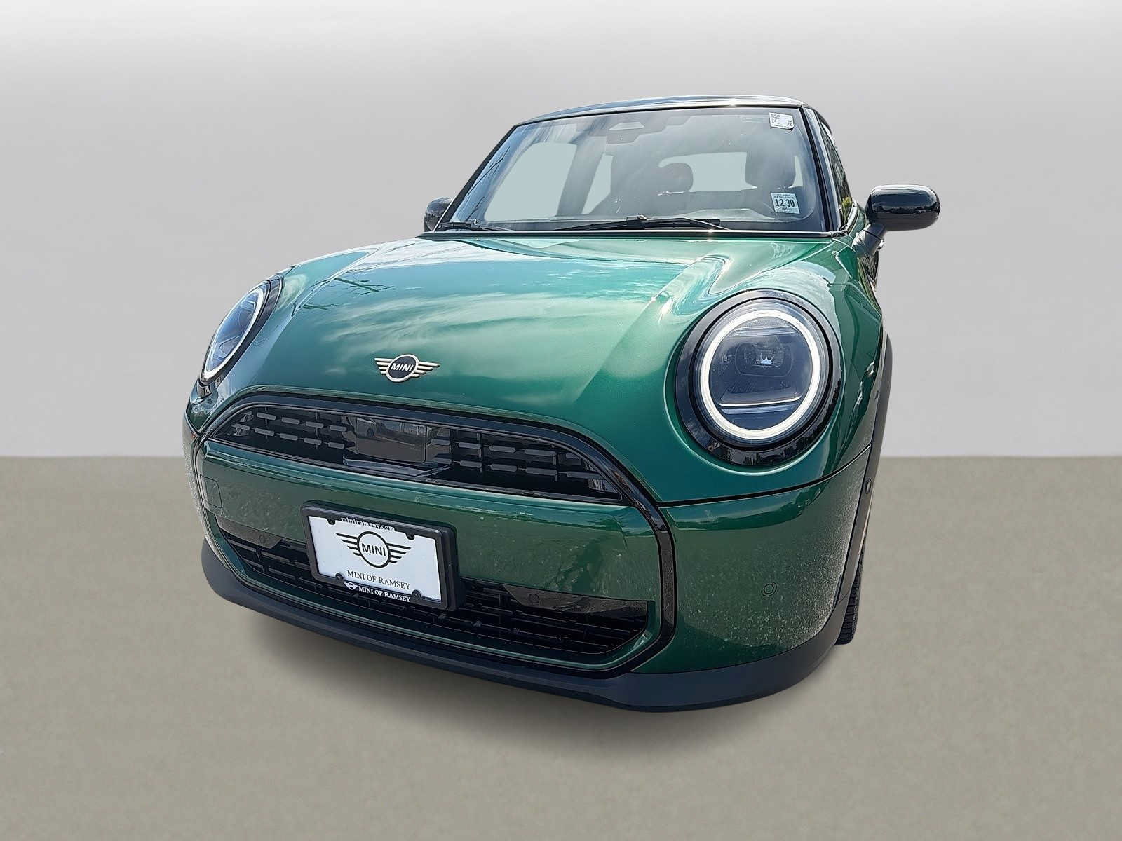 Used 2026 MINI Cooper 2-Door Hardtop FWD image 1
