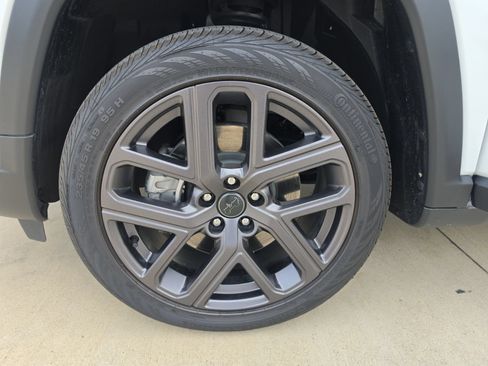 New 2026 Jeep Compass Latitude AWD/4WD image 12