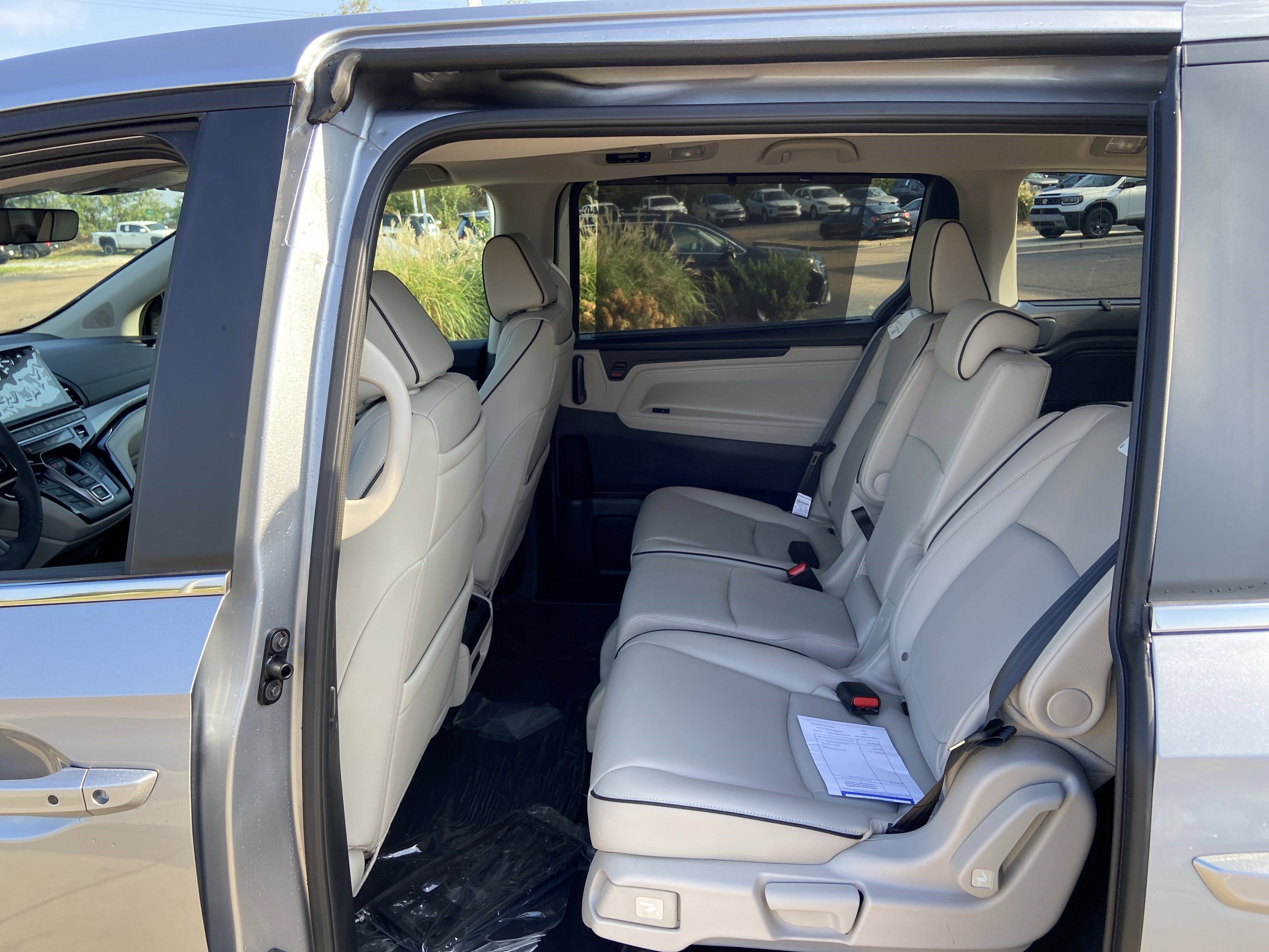 New 2026 Honda Odyssey Touring image 46
