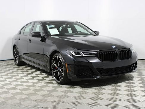 Used 2023 BMW 530e w/ M Sport Package image 37