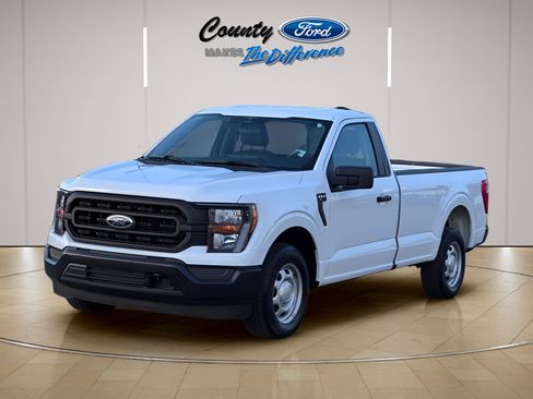 Used 2023 Ford F150 XL RWD image 2