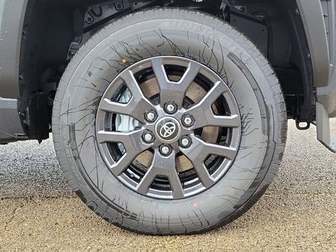 New 2025 Toyota 4Runner SR5 image 5