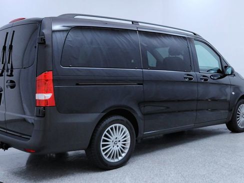 Used 2023 Mercedes-Benz Metris Passenger image 5