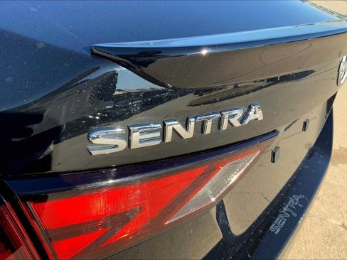 Certified 2024 Nissan Sentra SR FWD image 30