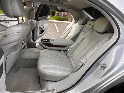 Used 2014 Mercedes-Benz S 550 Sedan image 27