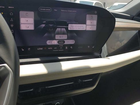 New 2027 Audi Q6 e-tron Premium Plus AWD/4WD image 28