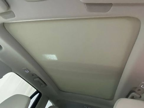 Used 2025 Volvo XC90 T8 Core w/ Climate Package AWD/4WD image 27