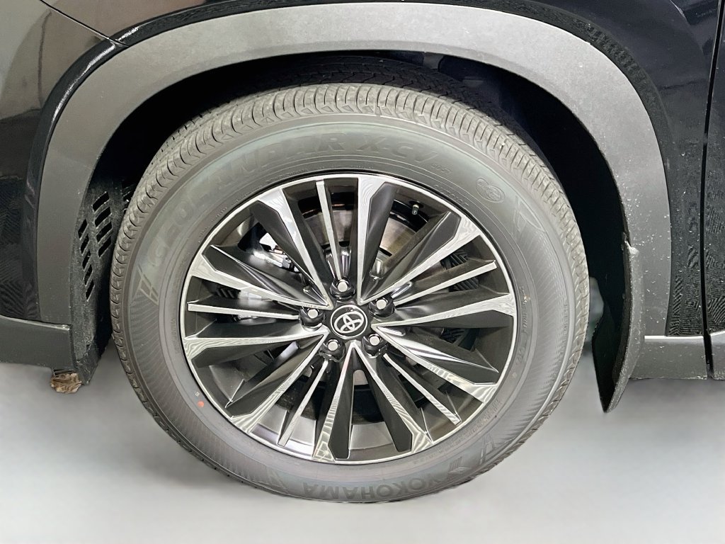 New 2026 Toyota Grand Highlander AWD Hybrid image 11