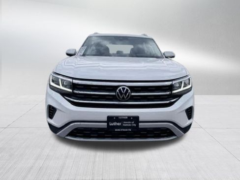 Used 2023 Volkswagen Atlas SEL AWD/4WD image 2