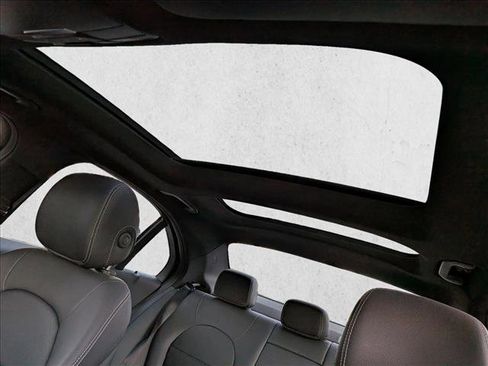 Used 2018 Mercedes-Benz C 300 Sedan image 13