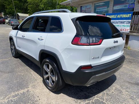 Used 2019 Jeep Cherokee Limited AWD/4WD image 8