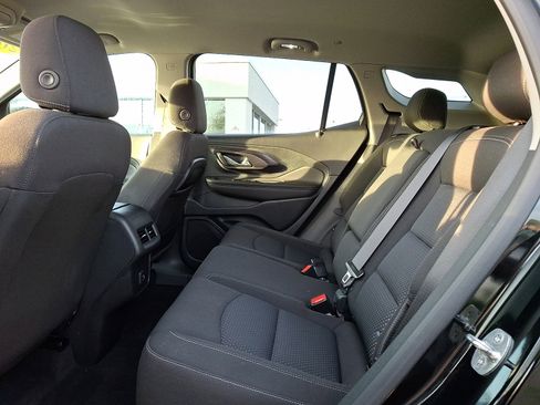 Certified 2023 GMC Terrain SLE w/ Driver Convenience Package AWD/4WD image 11