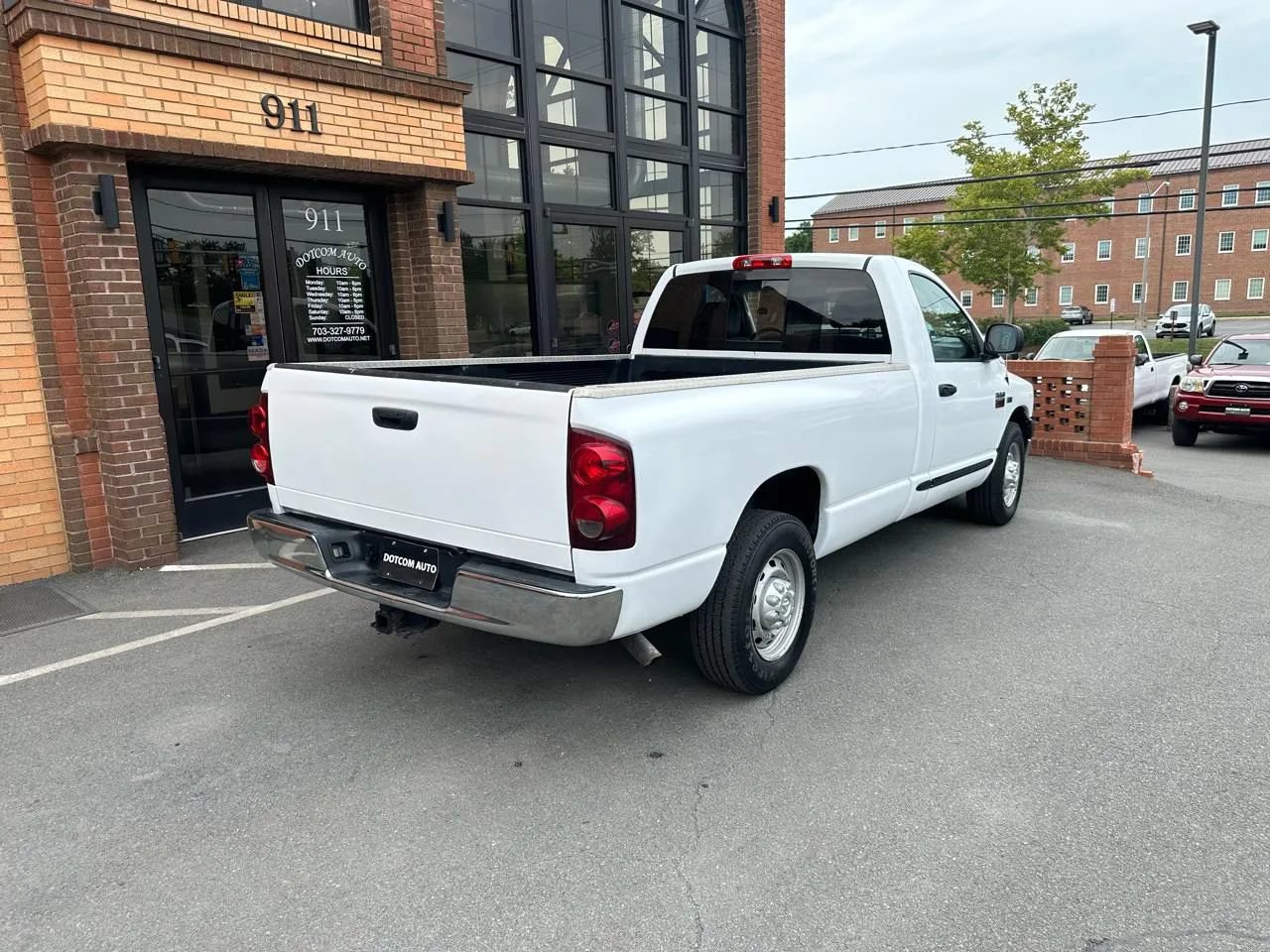 Used 2007 Dodge Ram 2500 Truck ST w/ Trailer Tow Group RWD image 9