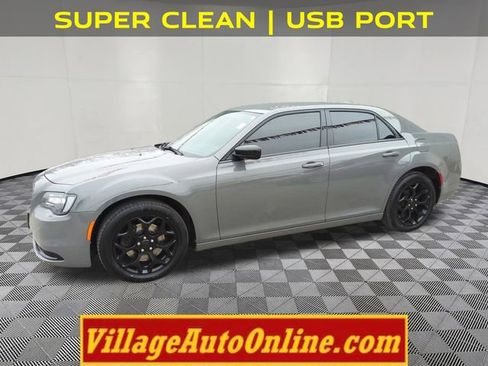 Used 2018 Chrysler 300 Touring w/ Sport Appearance Package image 1