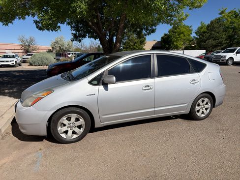Used 2007 Toyota Prius FWD image 13