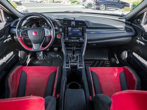 Used 2018 Honda Civic Type R image 19