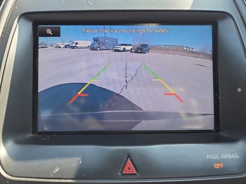 Used 2013 Ford Taurus SEL image 11