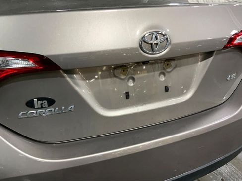 Used 2015 Toyota Corolla LE FWD image 31