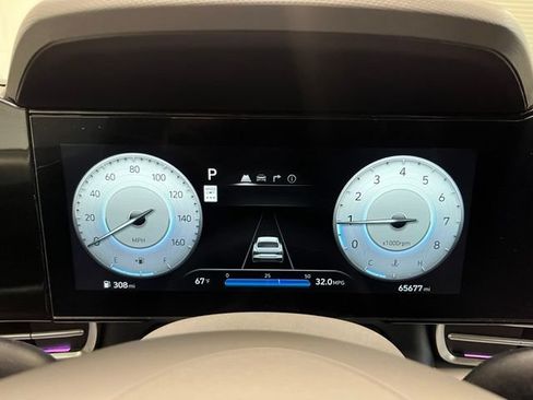 Used 2024 Hyundai Elantra SEL FWD image 24