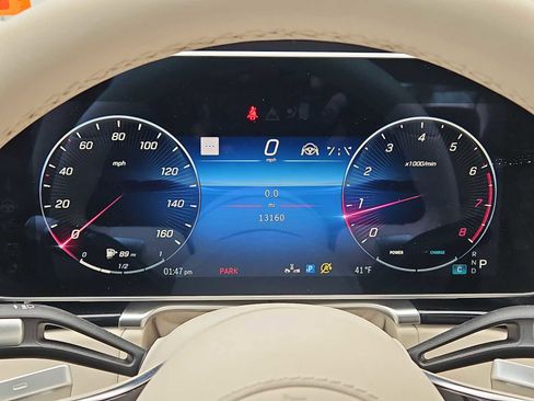 Used 2024 Mercedes-Benz S 580 S 580 image 23