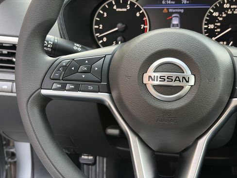 Used 2020 Nissan Altima 2.5 S FWD image 28