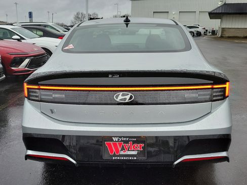 New 2026 Hyundai Sonata SEL image 4