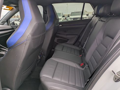 Used 2023 Volkswagen Golf R image 26