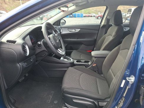 Used 2023 Kia Forte LXS image 13