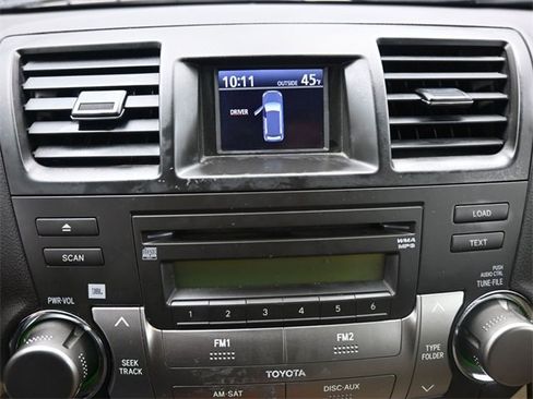 Used 2010 Toyota Highlander Limited image 32