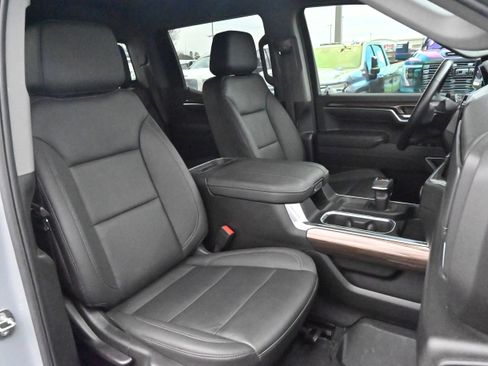 Used 2024 Chevrolet Silverado 1500 RST image 13