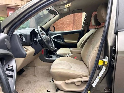 Used 2011 Toyota RAV4 4WD V6 image 7