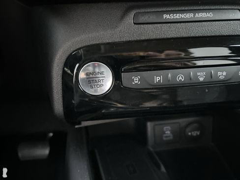 Used 2023 Ford Escape Platinum image 42