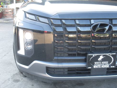 Used 2024 Hyundai Palisade SEL AWD/4WD image 3