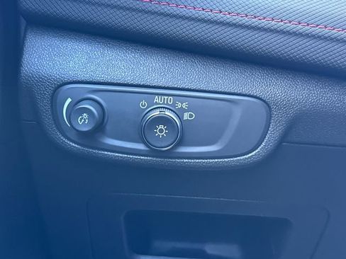 Used 2024 Chevrolet TrailBlazer RS w/ Convenience Package image 20